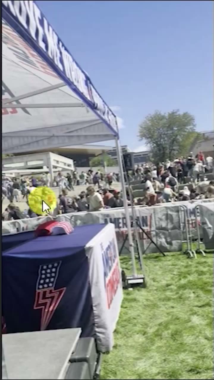 The 911 Call That Reportedly Never Came (Claims) — Photo 1